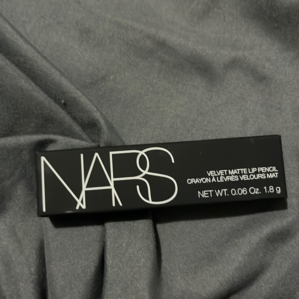 Never used lip pencil